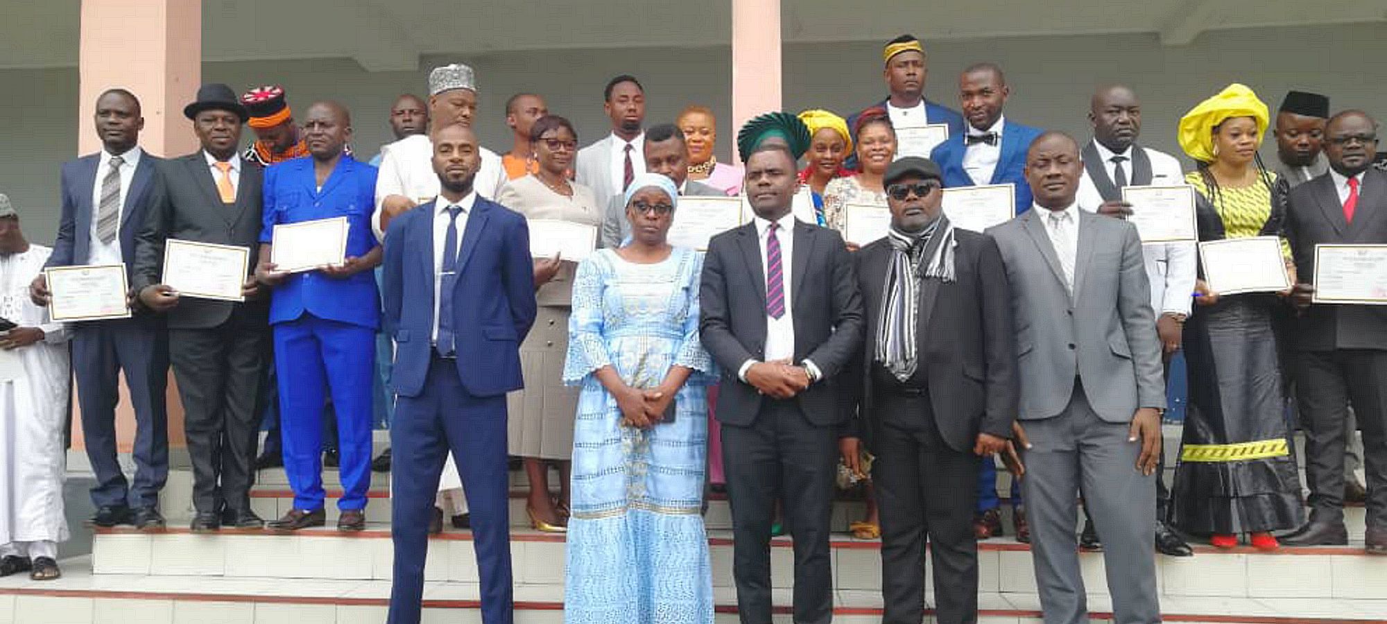 Cadres supérieurs de l’administration municipale en fin de formation